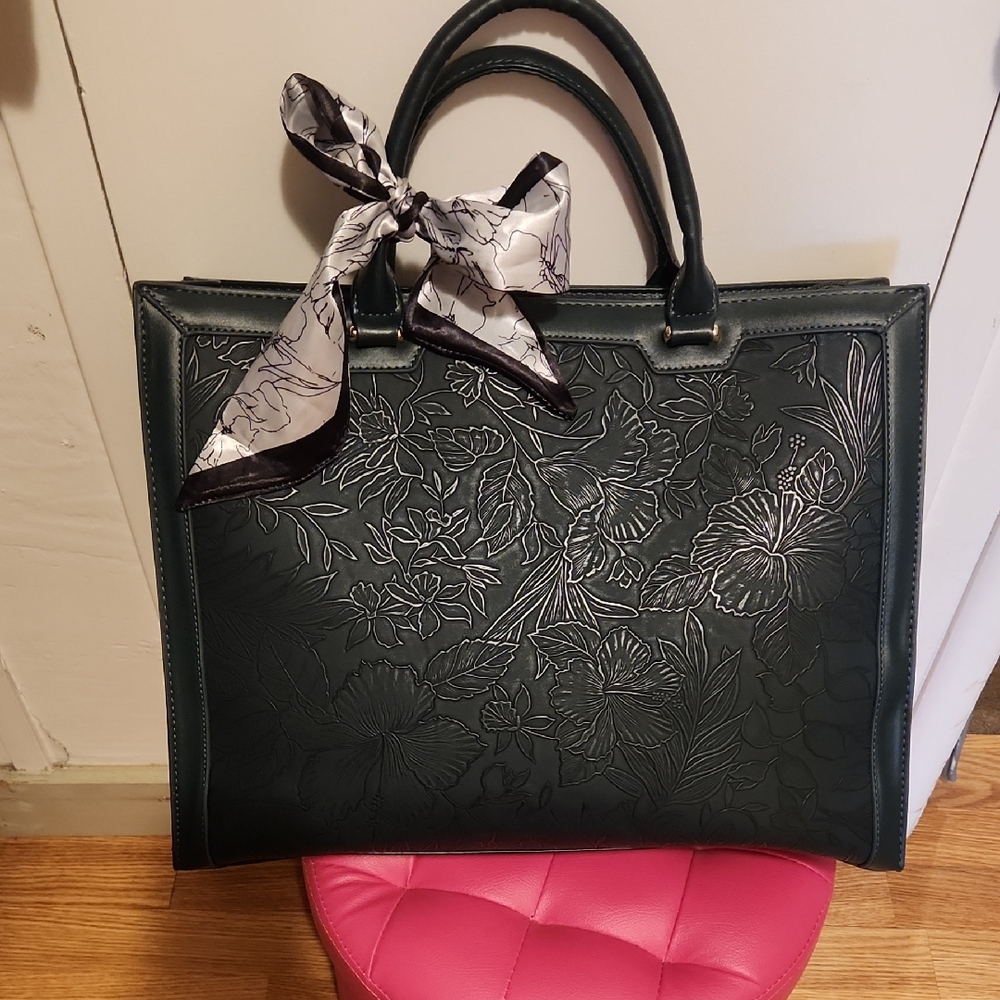 🔥Chic Teal Embossed 17" Laptop Tote with Bow Accent